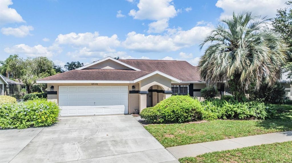 6436 HUNTINGTON DRIVE, Zephyrhills, FL 33542