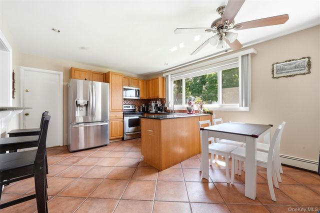 96 E 12th Street, Huntington Station, NY 11746