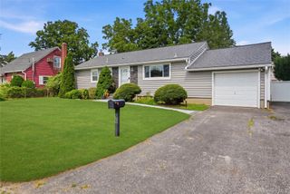 96 E 12th Street, Huntington Station, NY 11746