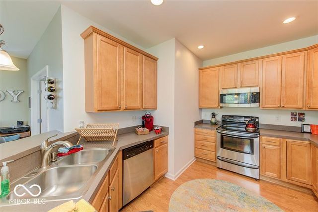 661 E 24th Street, Indianapolis, IN 46205