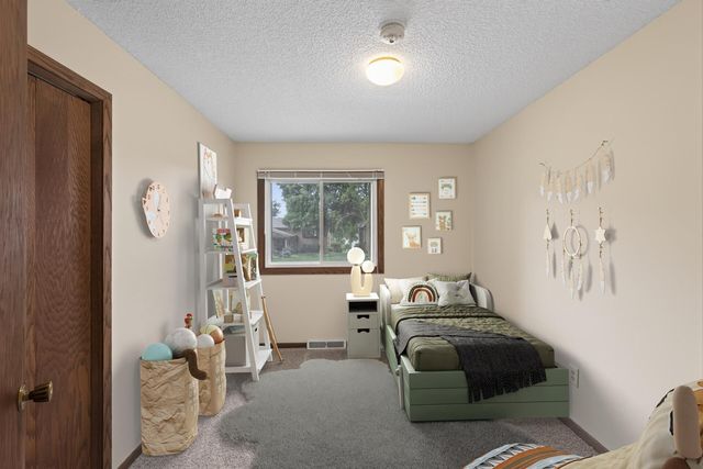 17918 Weaver Lake Drive, Maple Grove, MN 55311