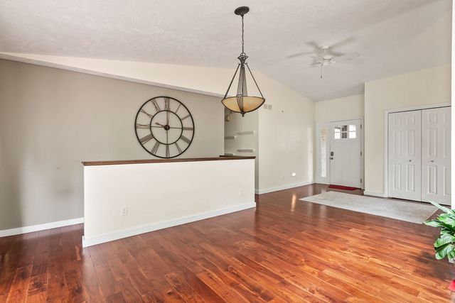 4405 Montclair Court, Bettendorf, IA 52722