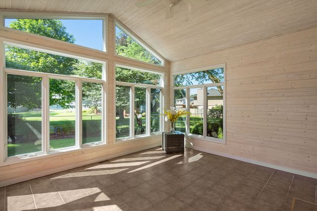 4405 Montclair Court, Bettendorf, IA 52722