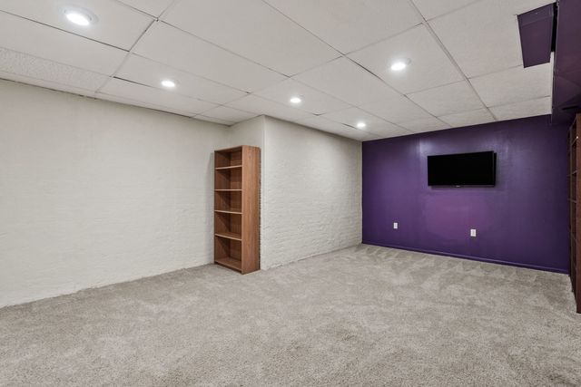 4405 Montclair Court, Bettendorf, IA 52722