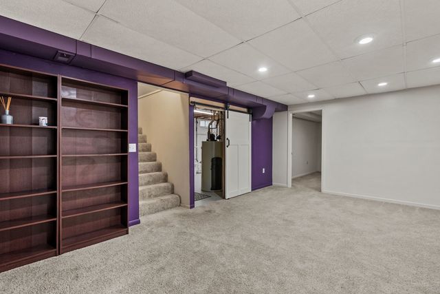 4405 Montclair Court, Bettendorf, IA 52722