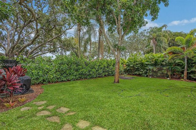 9712 SW 57th St, Cooper City, FL 33328