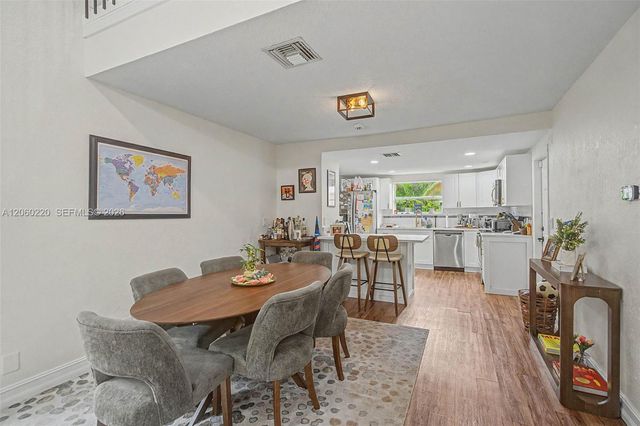 9712 SW 57th St, Cooper City, FL 33328