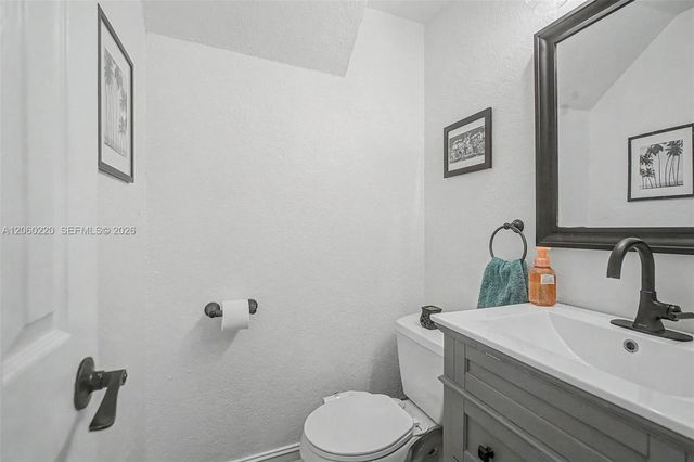 9712 SW 57th St, Cooper City, FL 33328