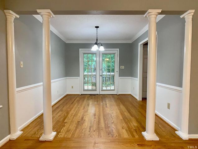 1073 Mills Street, Raleigh, NC 27608