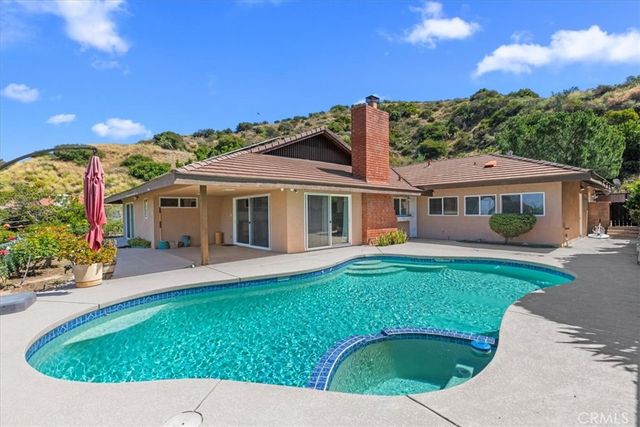 2773 Valle Vista, Glendale, CA 91206