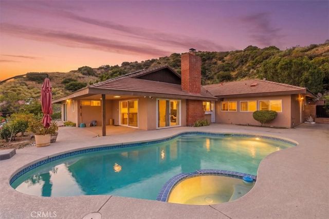2773 Valle Vista, Glendale, CA 91206