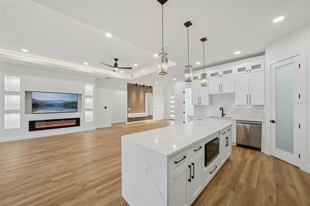 1584 NURSERY ROAD, Clearwater, FL 33764