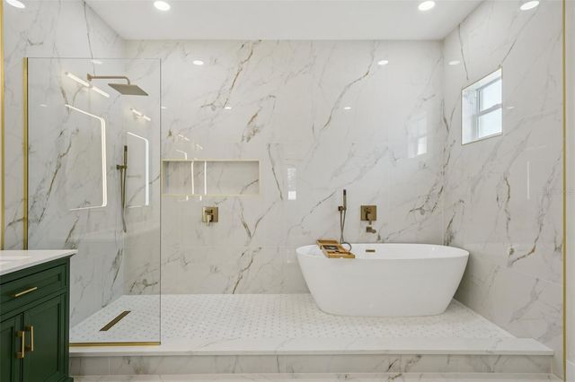 1584 NURSERY ROAD, Clearwater, FL 33764