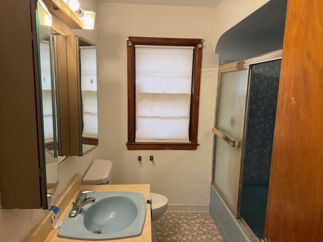 4175 N 22nd STREET, Milwaukee, WI 53209