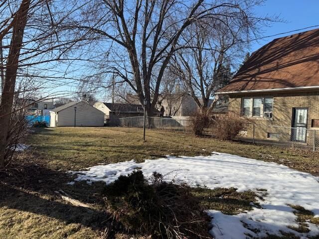 4175 N 22nd STREET, Milwaukee, WI 53209