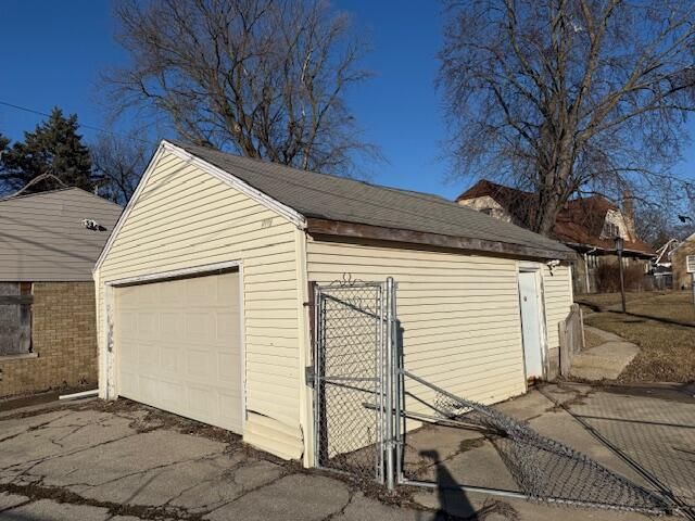 4175 N 22nd STREET, Milwaukee, WI 53209