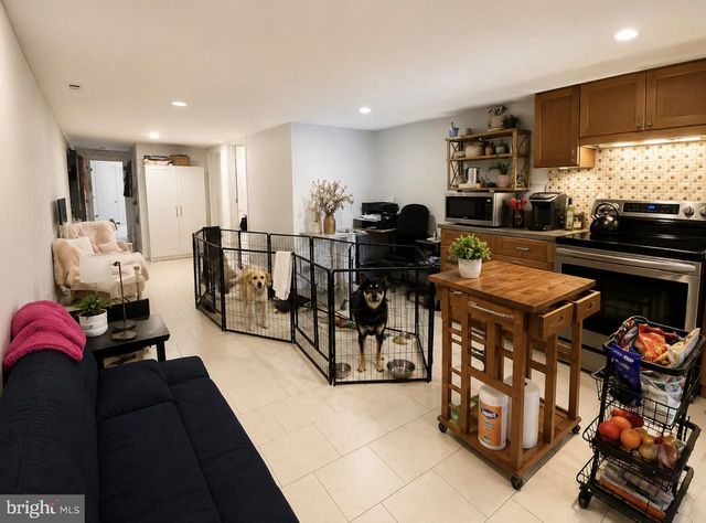 5228 VINE ST, Philadelphia, PA 19139