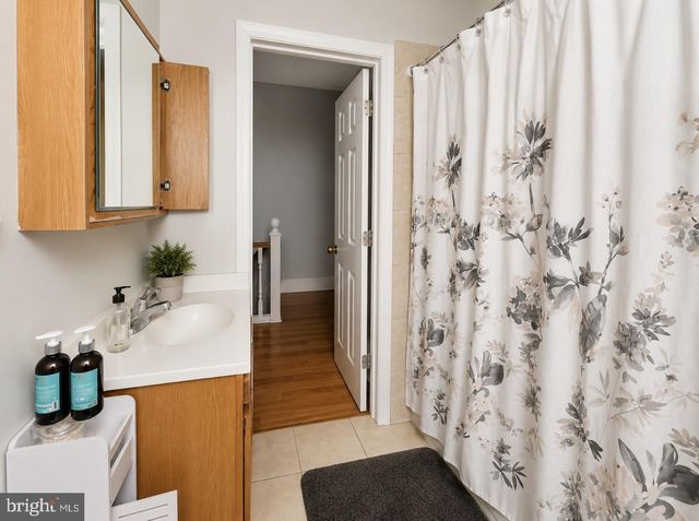 5228 VINE ST, Philadelphia, PA 19139