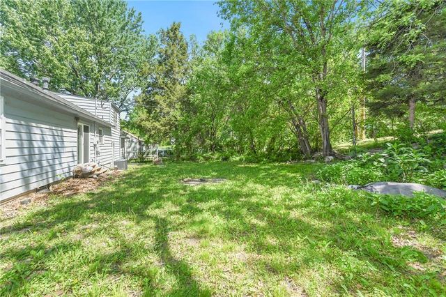 1811 N 48th Street, Kansas City, KS 66102