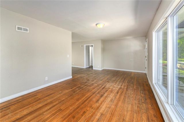 1811 N 48th Street, Kansas City, KS 66102