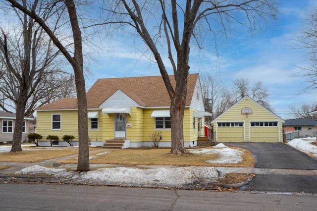 824 26th Avenue N, Saint Cloud, MN 56303