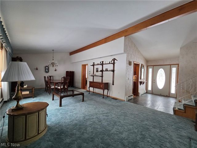 800 Weber Avenue NE, North Canton, OH 44720