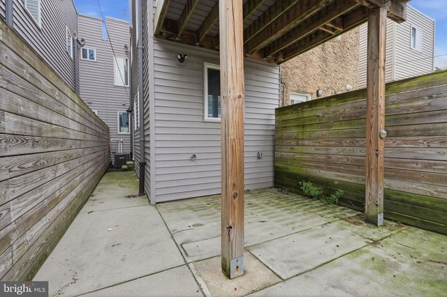 3174 CHATHAM ST, Philadelphia, PA 19134