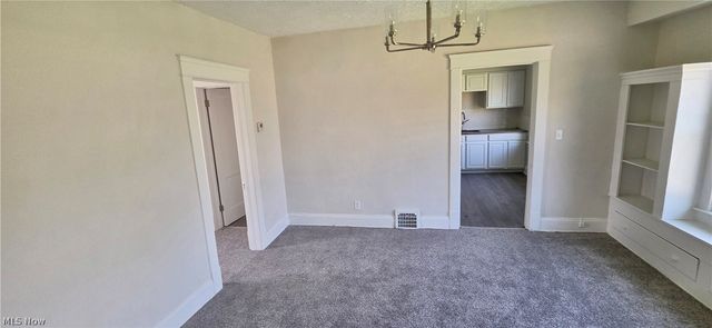 13806 Harvard Avenue, Cleveland, OH 44105