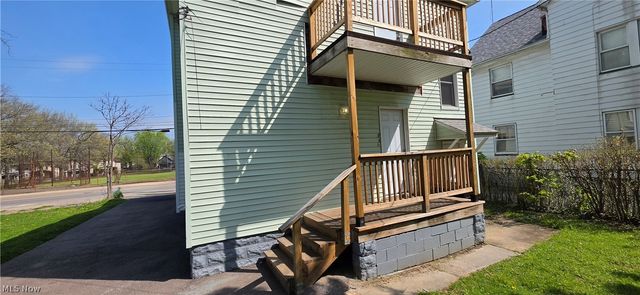 13806 Harvard Avenue, Cleveland, OH 44105