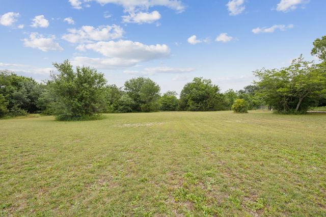 2729 Stickhorse Lane, Mckinney, TX 75071