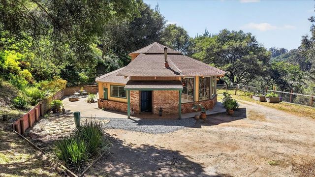 575 Snyder Avenue, Aromas, CA 95004