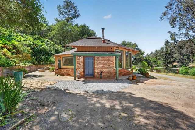 575 Snyder Avenue, Aromas, CA 95004