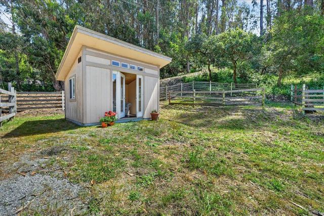 575 Snyder Avenue, Aromas, CA 95004