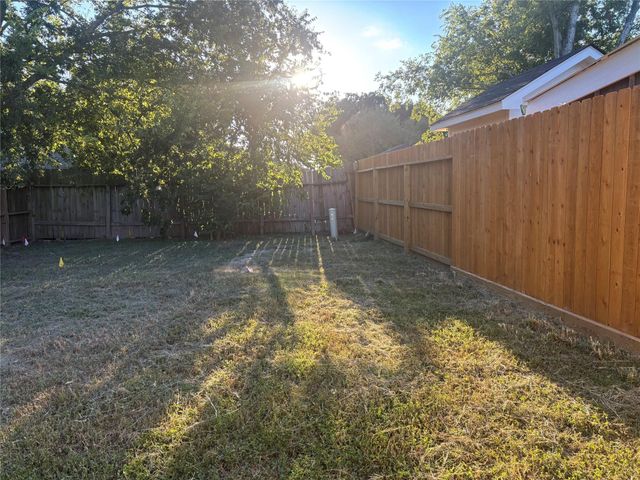 10041 Rosbrook Drive, Houston, TX 77038