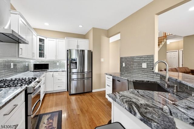 33 Schaal St, Bridgewater Twp., NJ 08807