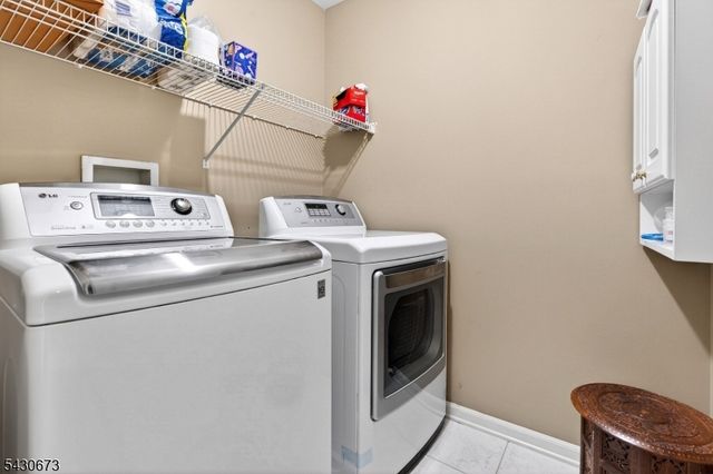 33 Schaal St, Bridgewater Twp., NJ 08807