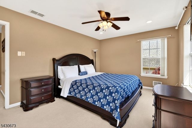 33 Schaal St, Bridgewater Twp., NJ 08807