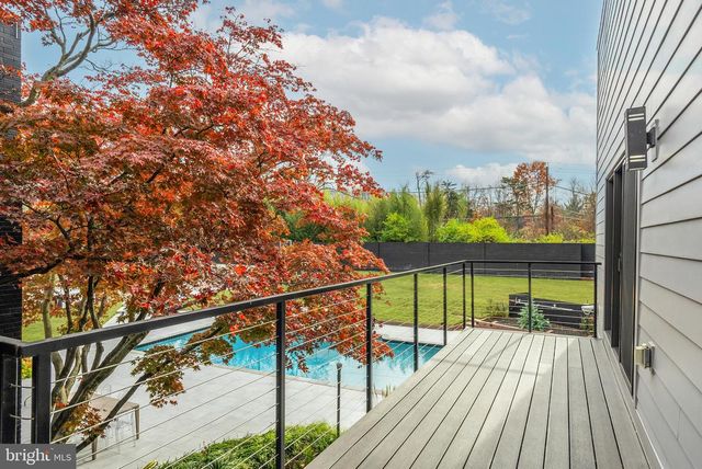 6704 ARROYO CT, North Bethesda, MD 20852