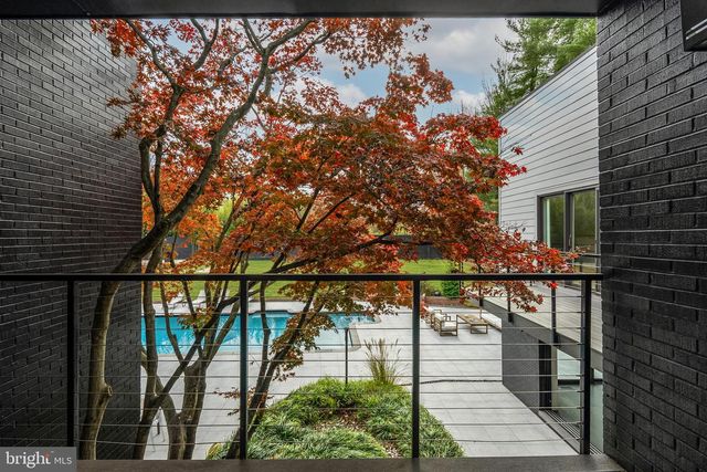 6704 ARROYO CT, North Bethesda, MD 20852