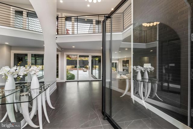 6704 ARROYO CT, North Bethesda, MD 20852