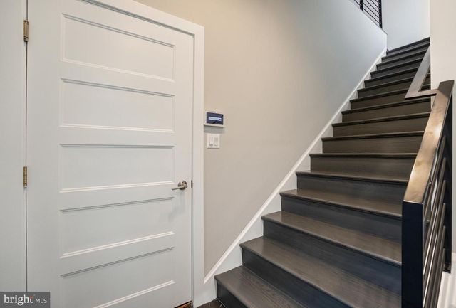 6704 ARROYO CT, North Bethesda, MD 20852