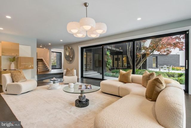 6704 ARROYO CT, North Bethesda, MD 20852