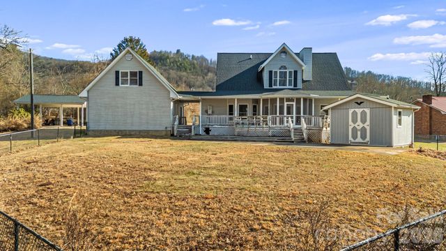 427 Mccoy Cove Road, Black Mountain, NC 28711