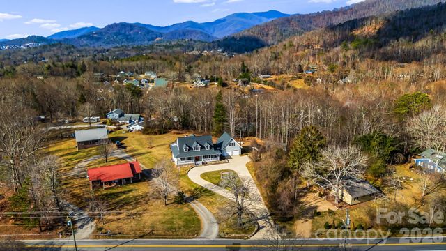 427 Mccoy Cove Road, Black Mountain, NC 28711