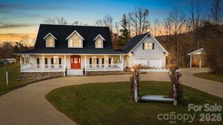 427 Mccoy Cove Road, Black Mountain, NC 28711