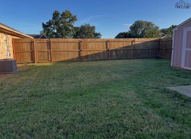 1316 TUMBLEWEED TRAIL, Henrietta, TX 76365