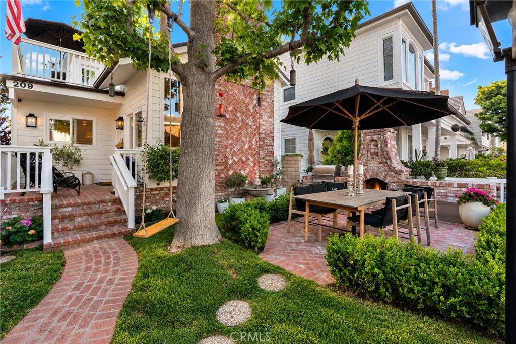 209 Diamond Avenue, Newport Beach, CA 92662 — photo 5