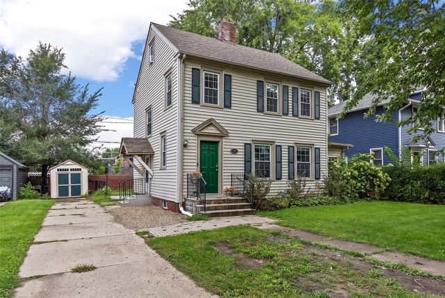 1960 2nd Avenue SE, Cedar Rapids, IA 52403