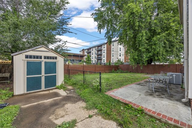 1960 2nd Avenue SE, Cedar Rapids, IA 52403