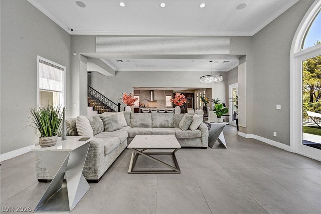 11828 WATERFORD CASTLE Court, Las Vegas, NV 89141
